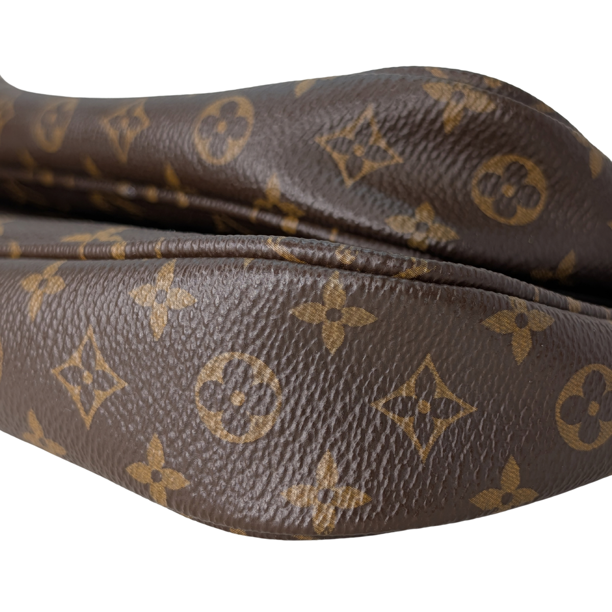 Louis Vuitton Multi Pochette Accessoires Monogram Bag