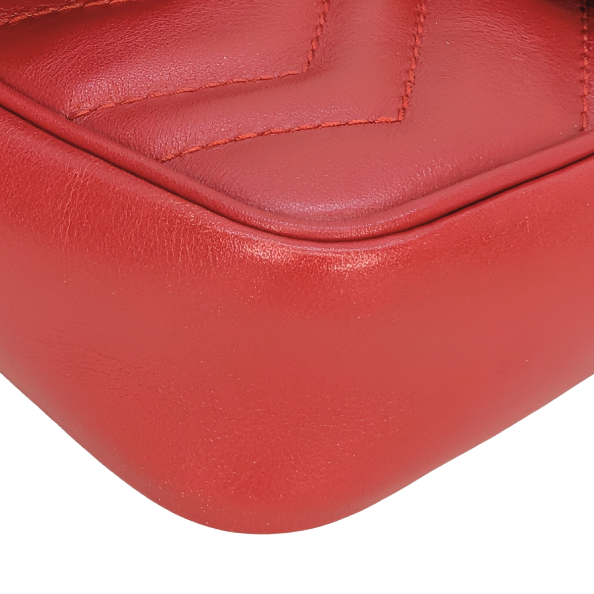 Gucci GG Marmont Mini Shoulder Bag Red