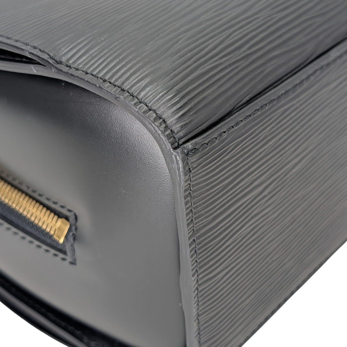 Louis Vuitton Pont Neuf Épi Handbag