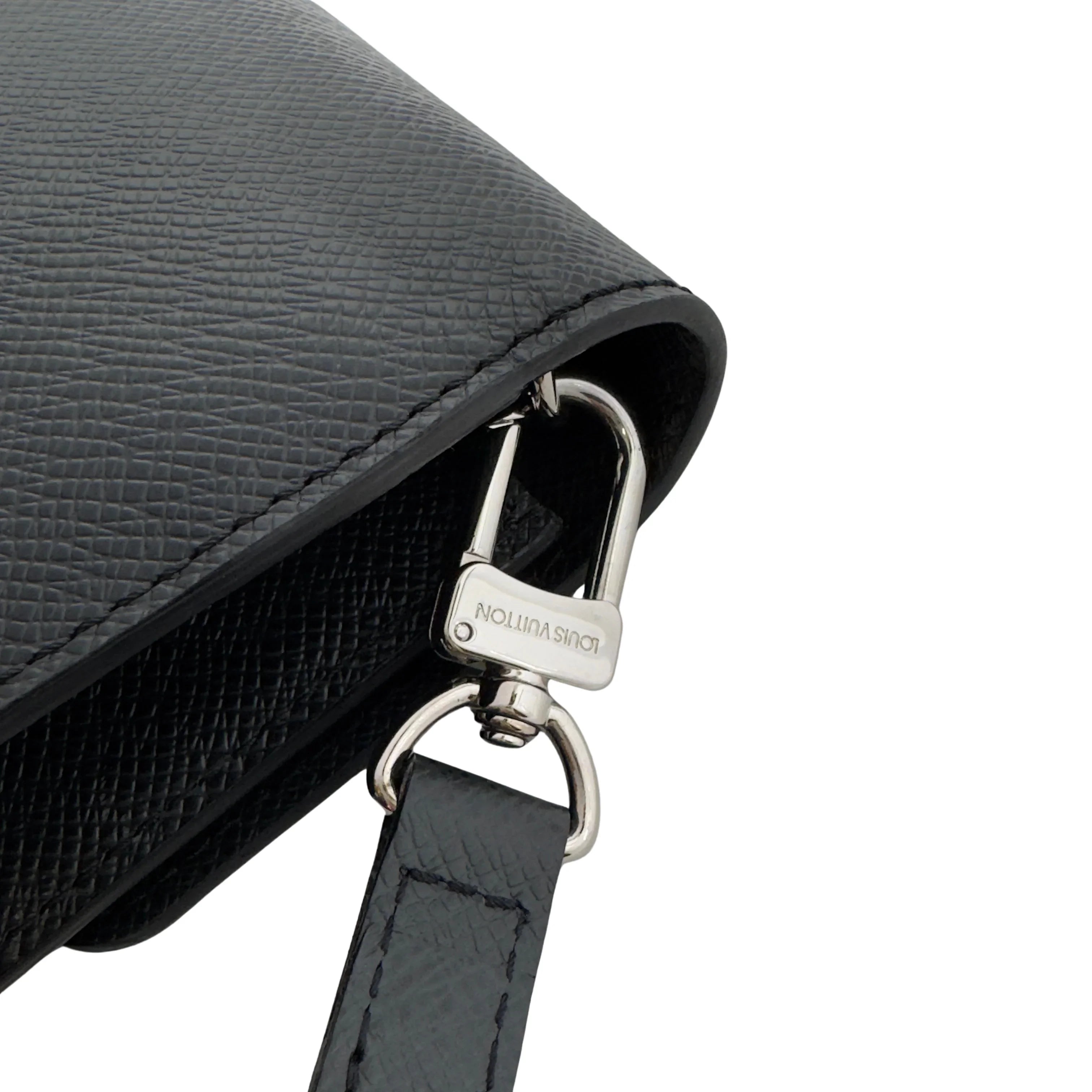 Louis Vuitton Taiga Pochette Belaia Ardoise Clutch Bag Black - Lost Designer