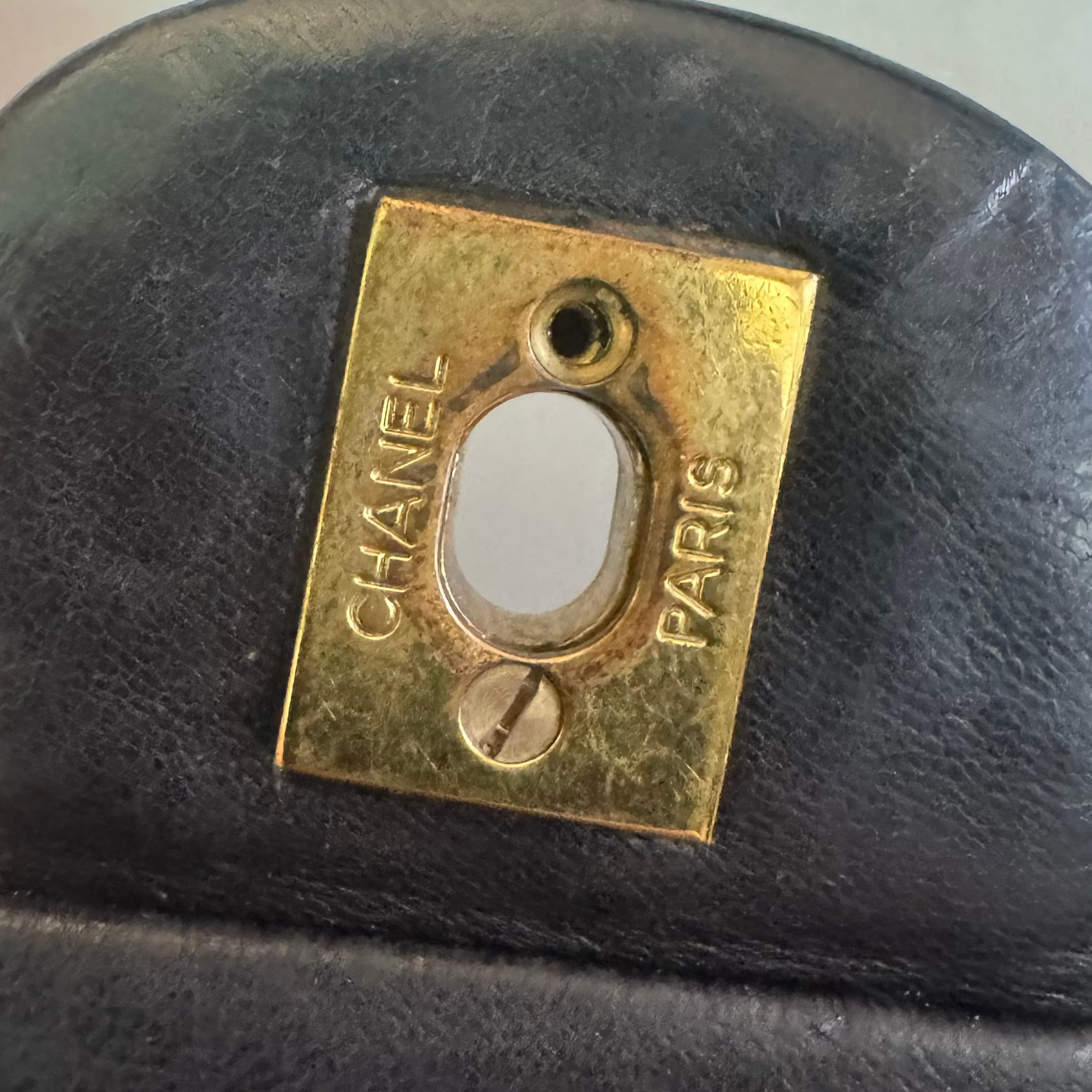 Chanel Vintage Classic Flap 羊皮菱格手袋
